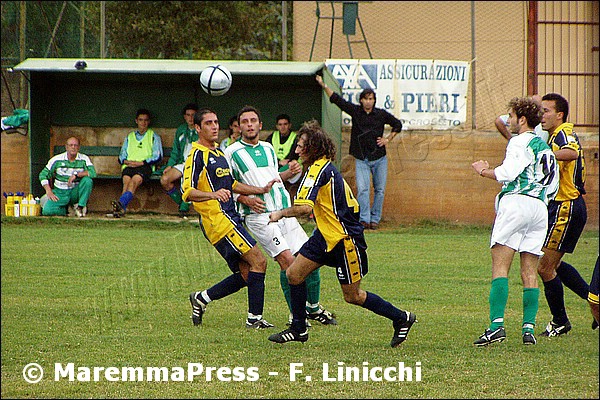 2004-05-03-braccagni-batignano-038.JPG